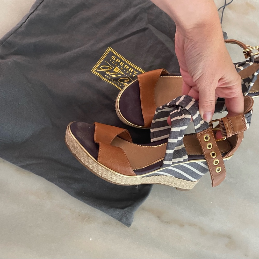 Sperry Wedges with dust bag size 7 - Picture 6 of 8